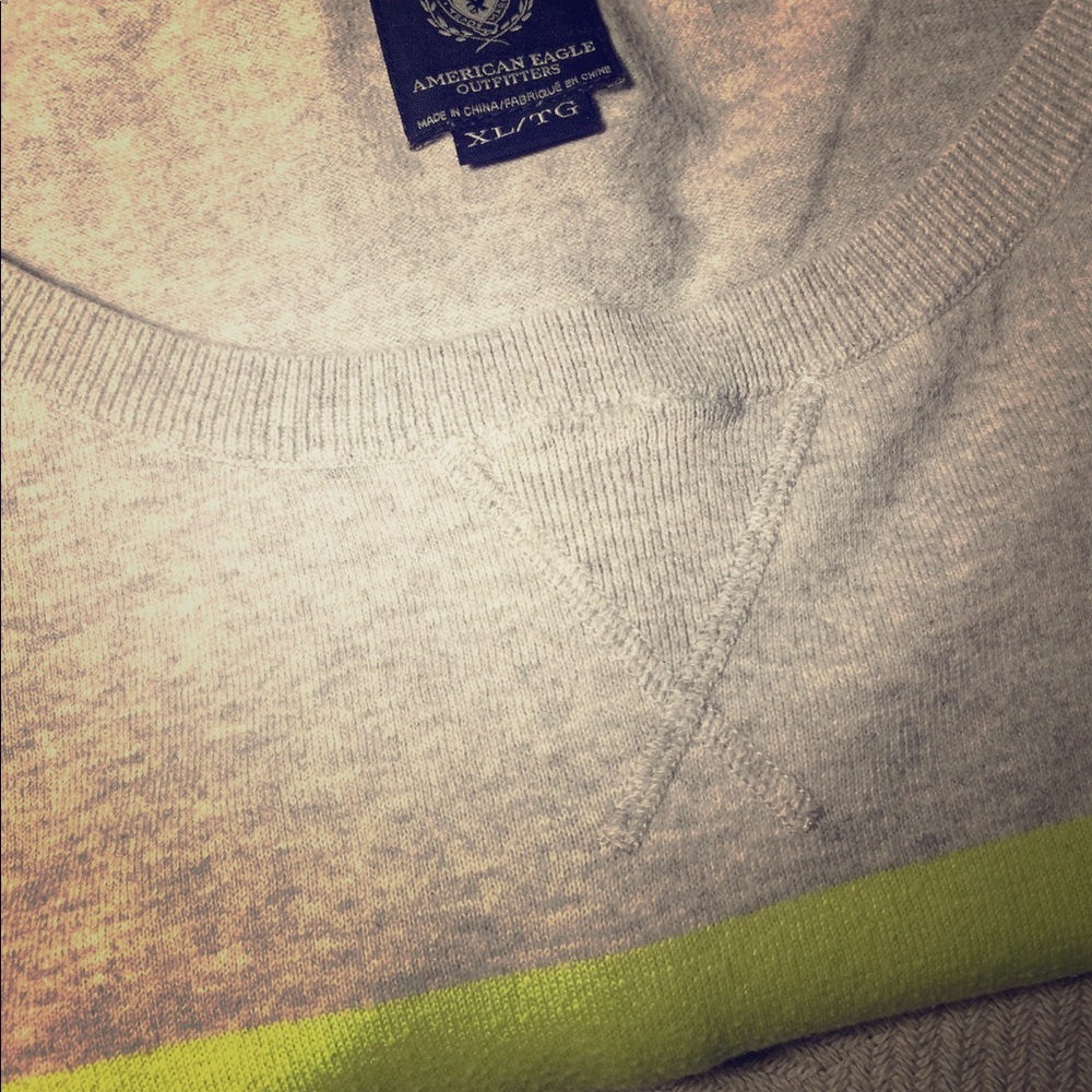American Eagle Sweater
